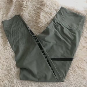 Victoria Secret PINK Ultimate legging